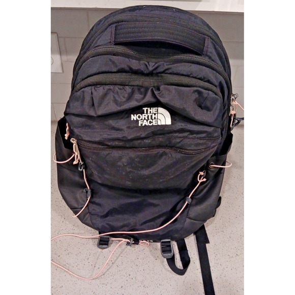 THE NORTH FACE Borealis Luxe Black/Rose Gold Metallic Backpack